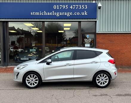 Ford Fiesta TITANIUM 11