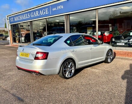 Skoda Octavia VRS TSI 8