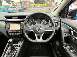 Nissan Qashqai DIG-T N-MOTION DCT 19