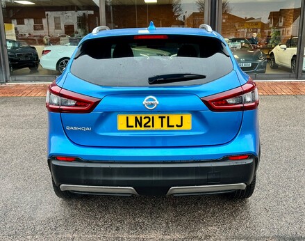 Nissan Qashqai DIG-T N-MOTION DCT 6