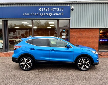 Nissan Qashqai DIG-T N-MOTION DCT 10