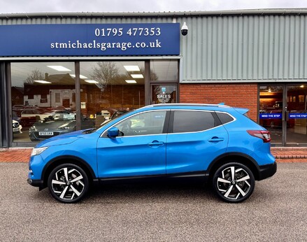 Nissan Qashqai DIG-T N-MOTION DCT 11