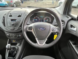 Ford Tourneo Courier ZETEC TDCI 24