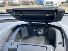 Ford Tourneo Courier ZETEC TDCI 25