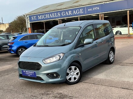 Ford Tourneo Courier ZETEC TDCI