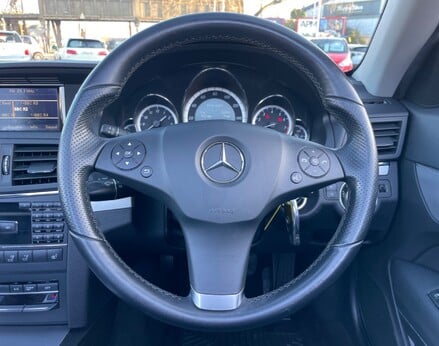 Mercedes-Benz E Class E250 CGI BLUEEFFICIENCY SE 19