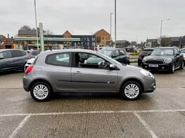 Renault Clio I-MUSIC 16V 10