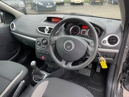 Renault Clio I-MUSIC 16V 17