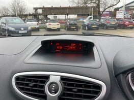 Renault Clio I-MUSIC 16V 23