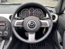 Mazda MX-5 20TH ANNIVERSARY 24