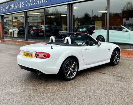 Mazda MX-5 20TH ANNIVERSARY 9