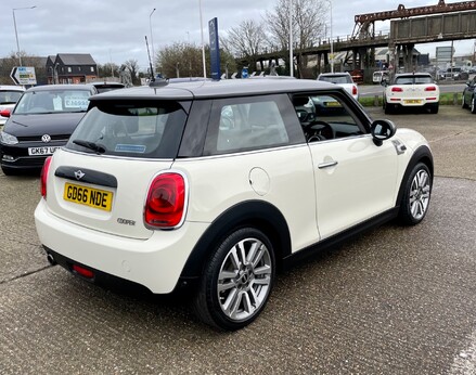 Mini Hatch COOPER SEVEN 8