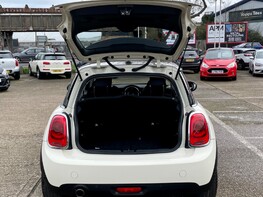 Mini Hatch COOPER SEVEN 55