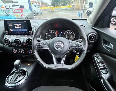 Nissan Juke DIG-T ACENTA DCT 19