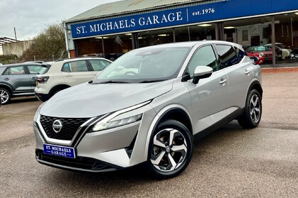 Nissan Qashqai DIG-T N-CONNECTA MHEV