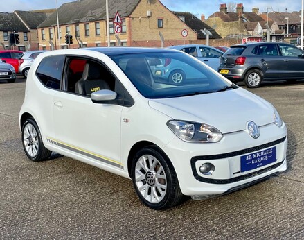 Volkswagen Up ROCK UP 4