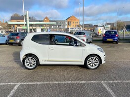 Volkswagen Up ROCK UP 10