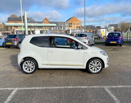 Volkswagen Up ROCK UP 10