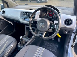 Volkswagen Up ROCK UP 17