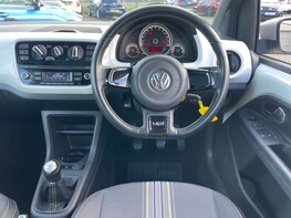 Volkswagen Up ROCK UP 18