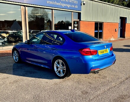 BMW 3 Series 320I M SPORT 9