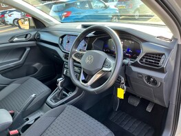 Volkswagen T-Cross SE TSI DSG 18