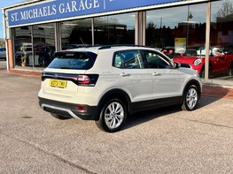 Volkswagen T-Cross SE TSI DSG 8