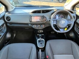 Toyota Yaris VVT-I ICON TECH 2