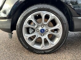 Ford Ecosport TITANIUM 14