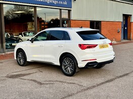 Audi Q3 TFSI S LINE 9