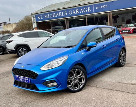 Ford Fiesta ST-LINE EDITION 1