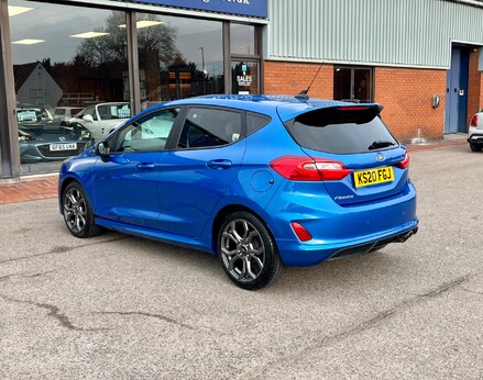 Ford Fiesta ST-LINE EDITION 9