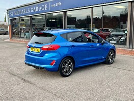 Ford Fiesta ST-LINE EDITION 8