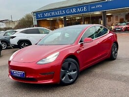 Tesla Model 3 LONG RANGE AWD 1