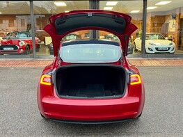 Tesla Model 3 LONG RANGE AWD 52