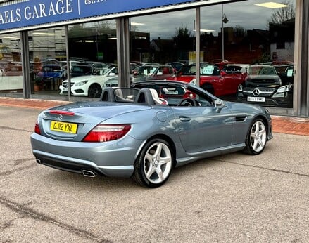 Mercedes-Benz SLK SLK200 BLUEEFFICIENCY AMG SPORT 9