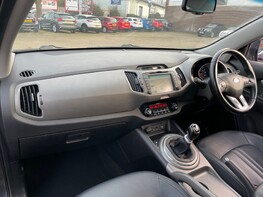 Kia Sportage CRDI 3 SAT NAV ISG 26