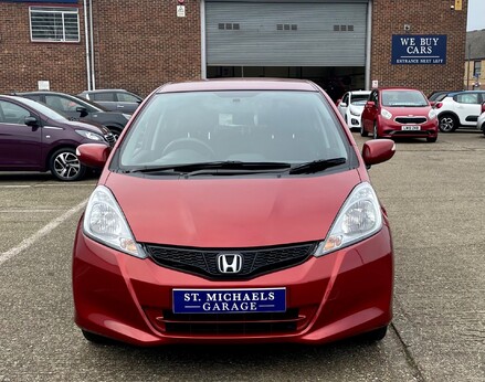 Honda Jazz I-VTEC ES PLUS 5