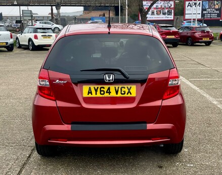 Honda Jazz I-VTEC ES PLUS 6