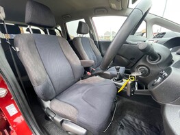 Honda Jazz I-VTEC ES PLUS 45