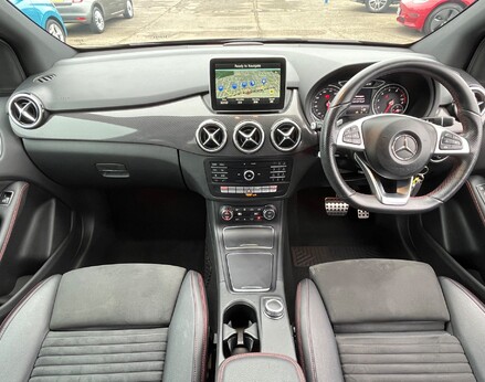 Mercedes-Benz B Class B 200 AMG LINE PREMIUM 2