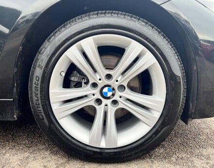 BMW 3 Series 320I XDRIVE SPORT TOURING 16