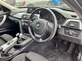 BMW 3 Series 320I XDRIVE SPORT TOURING 18