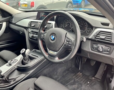 BMW 3 Series 320I XDRIVE SPORT TOURING 18