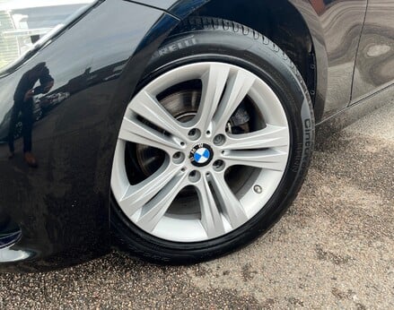 BMW 3 Series 320I XDRIVE SPORT TOURING 3