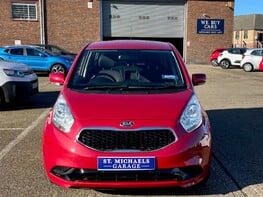 Kia Venga 2 5