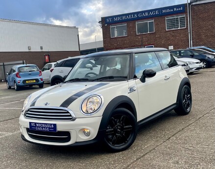 Mini Hatch COOPER BAKER STREET 1