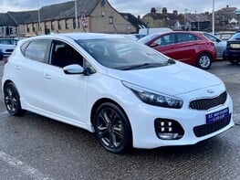 Kia Ceed CRDI GT-LINE ISG 4