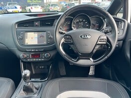 Kia Ceed CRDI GT-LINE ISG 18