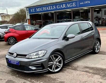 Volkswagen Golf R-LINE TDI BLUEMOTION TECHNOLOGY 1